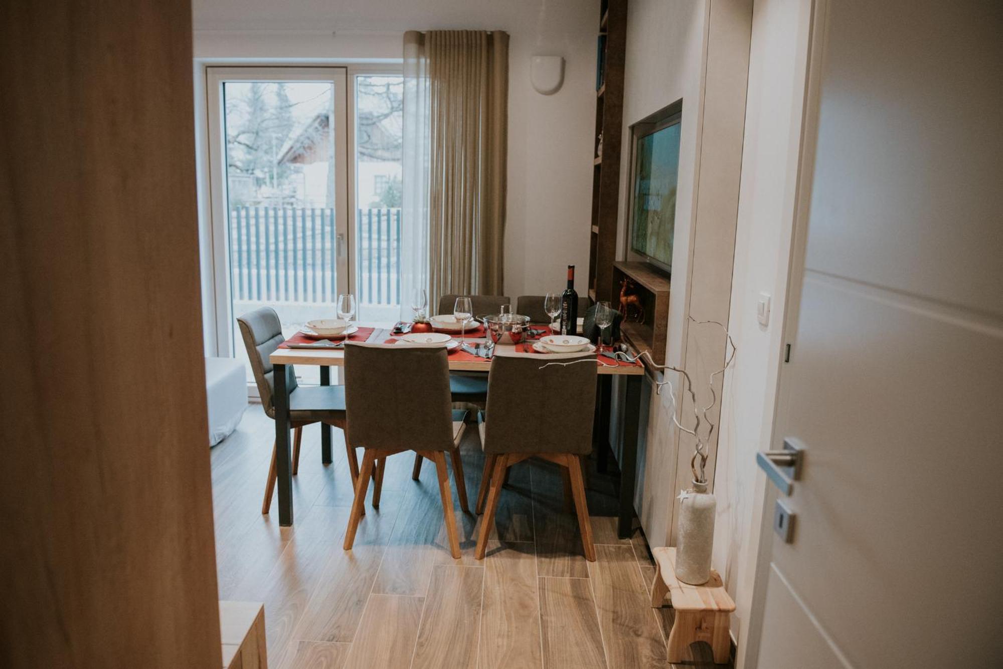 Vila Mojca Apartments Jasna & Jelka Kranjska Gora Habitación foto