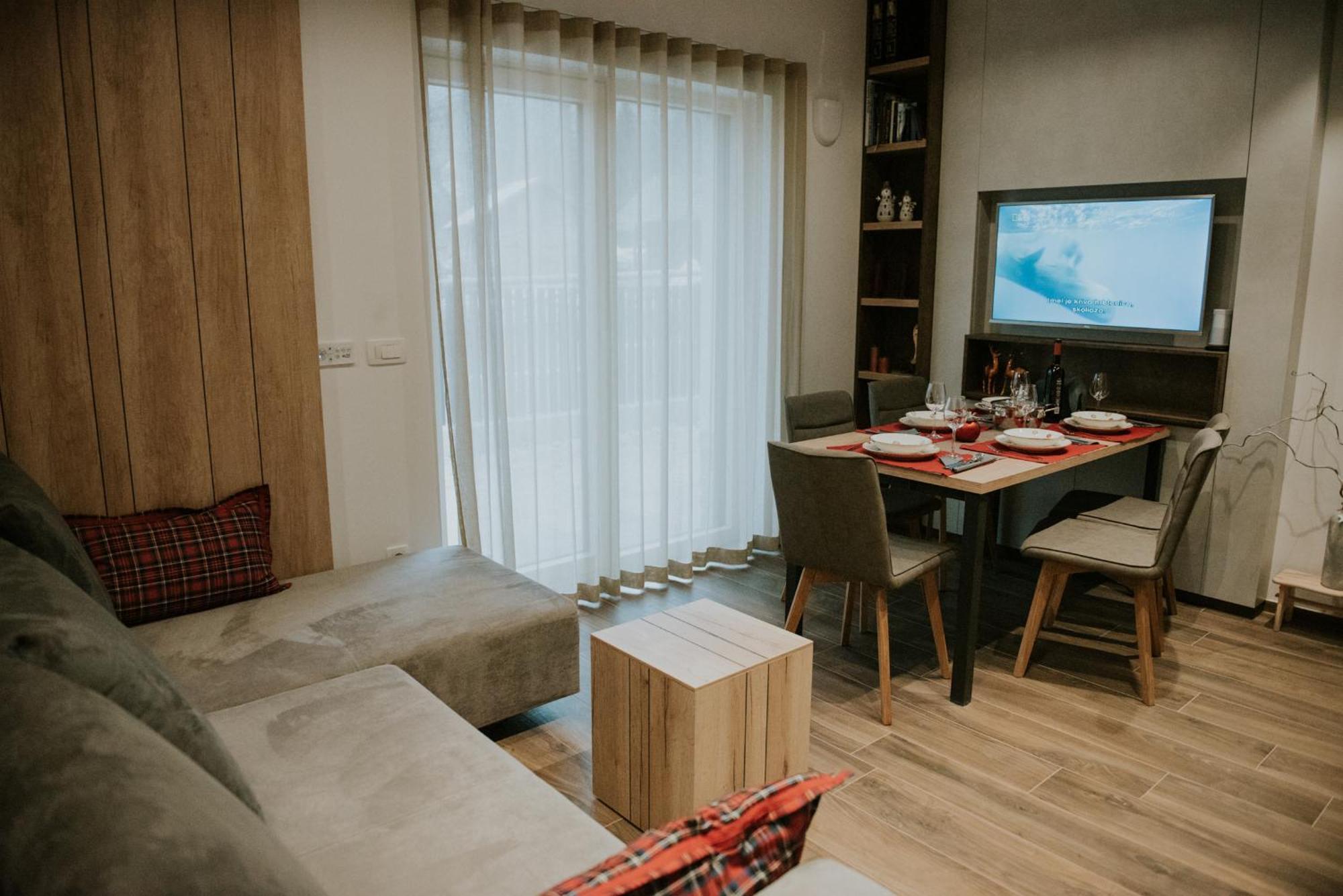 Vila Mojca Apartments Jasna & Jelka Kranjska Gora Habitación foto